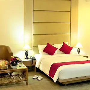 Hotel Pacific